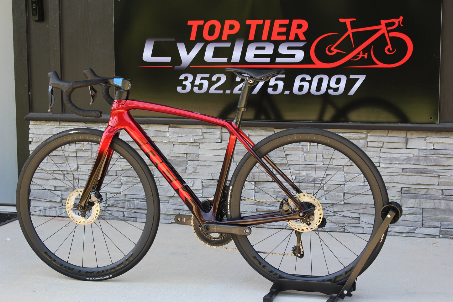 2024 Trek Emonda SLR 7 Disc Di2- 15lb- Project One