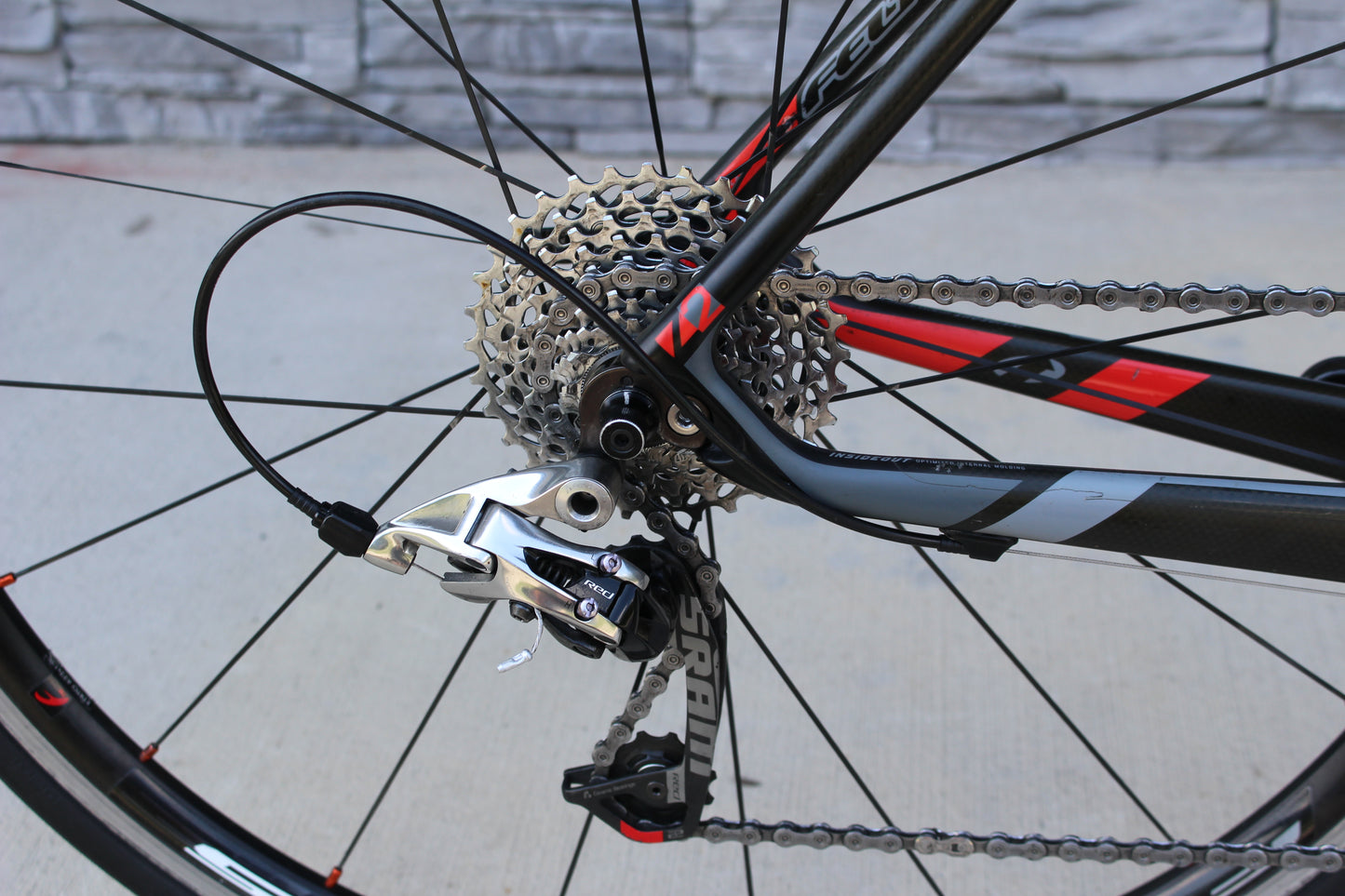 2014 Felt Z2R - Full Carbon - SRAM Red - 16lbs