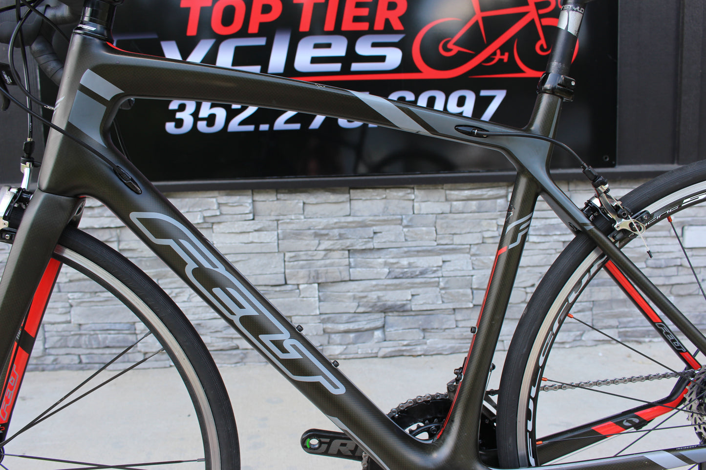 2014 Felt Z2R - Full Carbon - SRAM Red - 16lbs