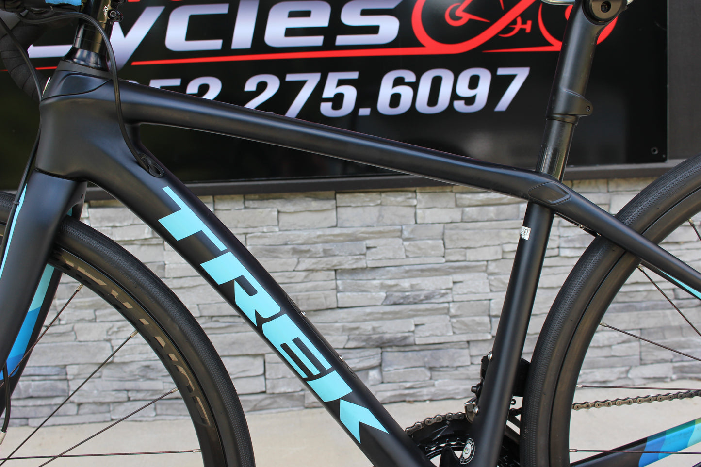 2019 Trek Domane SL 7 Disc!- Red Etap! - 19lbs