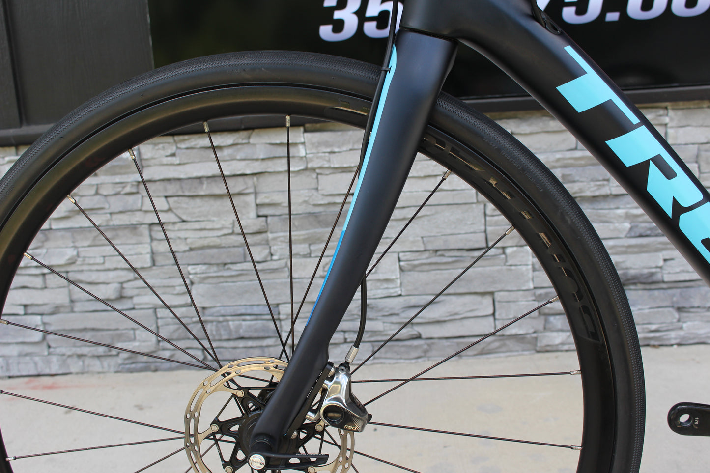 2019 Trek Domane SL 7 Disc!- Red Etap! - 19lbs