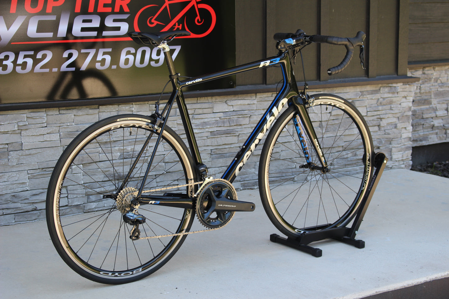 2015 Cervelo R3 Ultegra Di2- Full Carbon- 16lbs