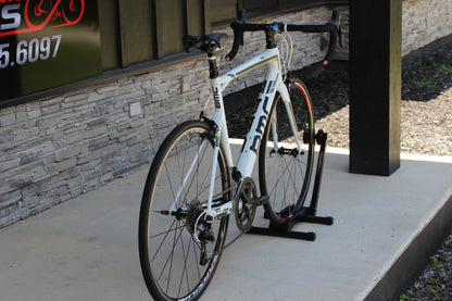 2016 BMC TeamMachine SLR03- 105- 19lbs- Full Carbon
