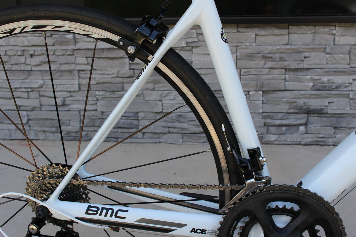 2016 BMC TeamMachine SLR03- 105- 19lbs- Full Carbon