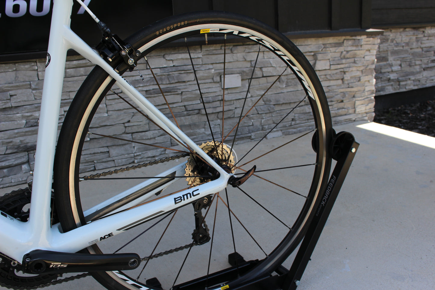 2016 BMC TeamMachine SLR03- 105- 19lbs- Full Carbon