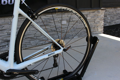 2016 BMC TeamMachine SLR03- 105- 19lbs- Full Carbon