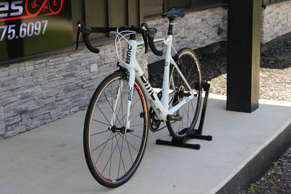 2016 BMC TeamMachine SLR03- 105- 19lbs- Full Carbon