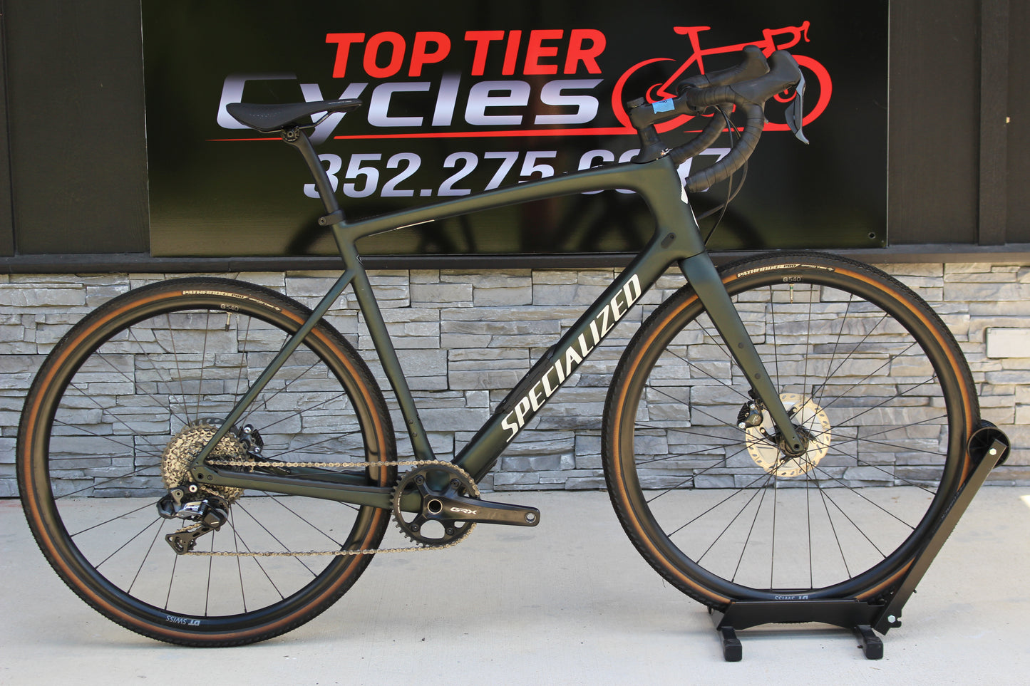 2021 Specialized Diverge Expert Di2- Carbon- Gravel