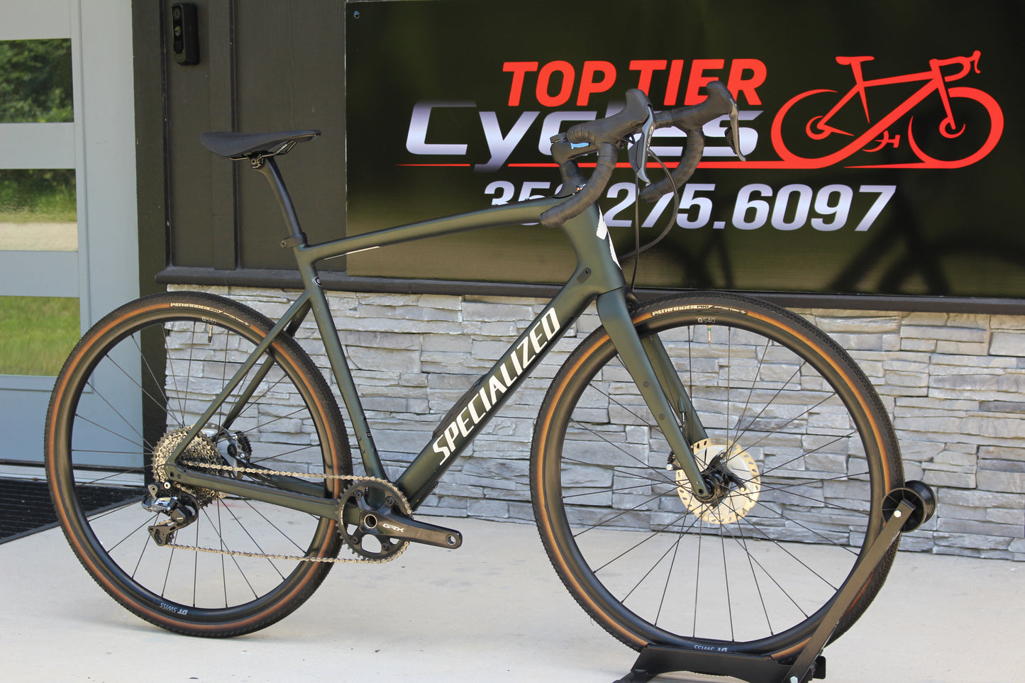2021 Specialized Diverge Expert Di2- Carbon- Gravel