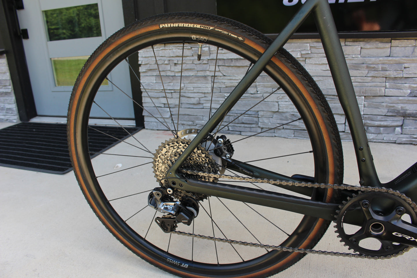 2021 Specialized Diverge Expert Di2- Carbon- Gravel