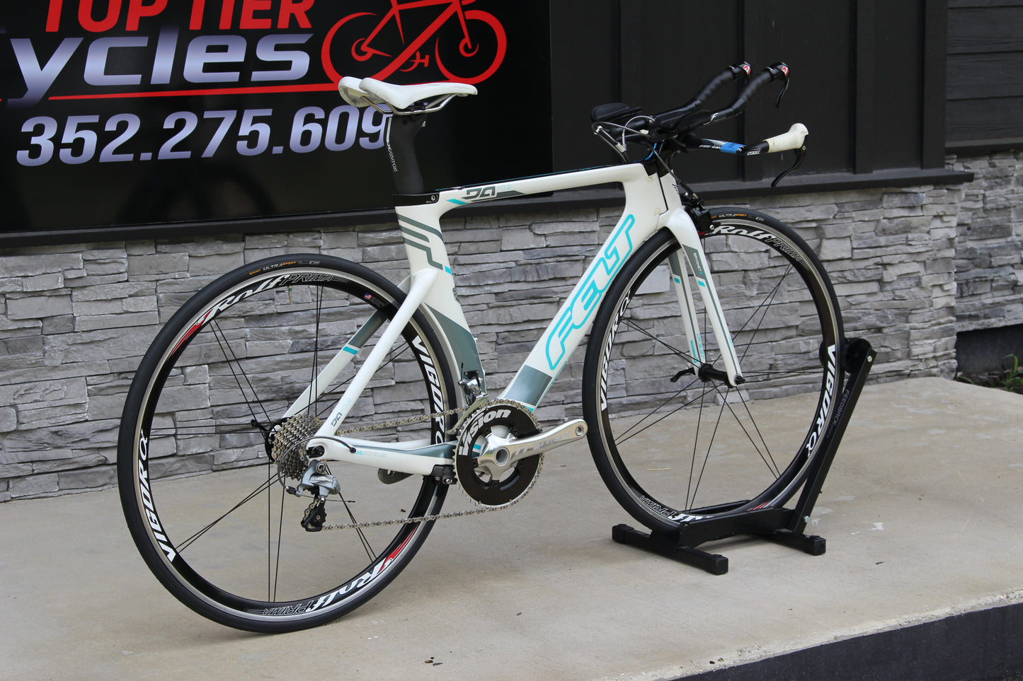 2013 Felt DA4 Tri/TT- Womens- Carbon- Ultegra