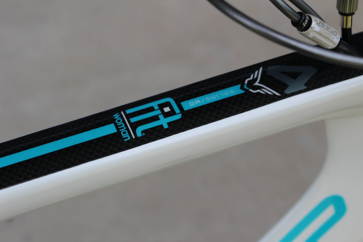 2013 Felt DA4 Tri/TT- Womens- Carbon- Ultegra