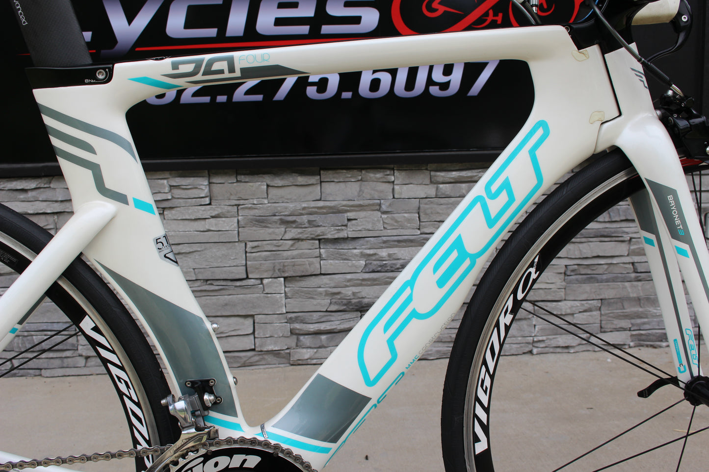 2013 Felt DA4 Tri/TT- Womens- Carbon- Ultegra