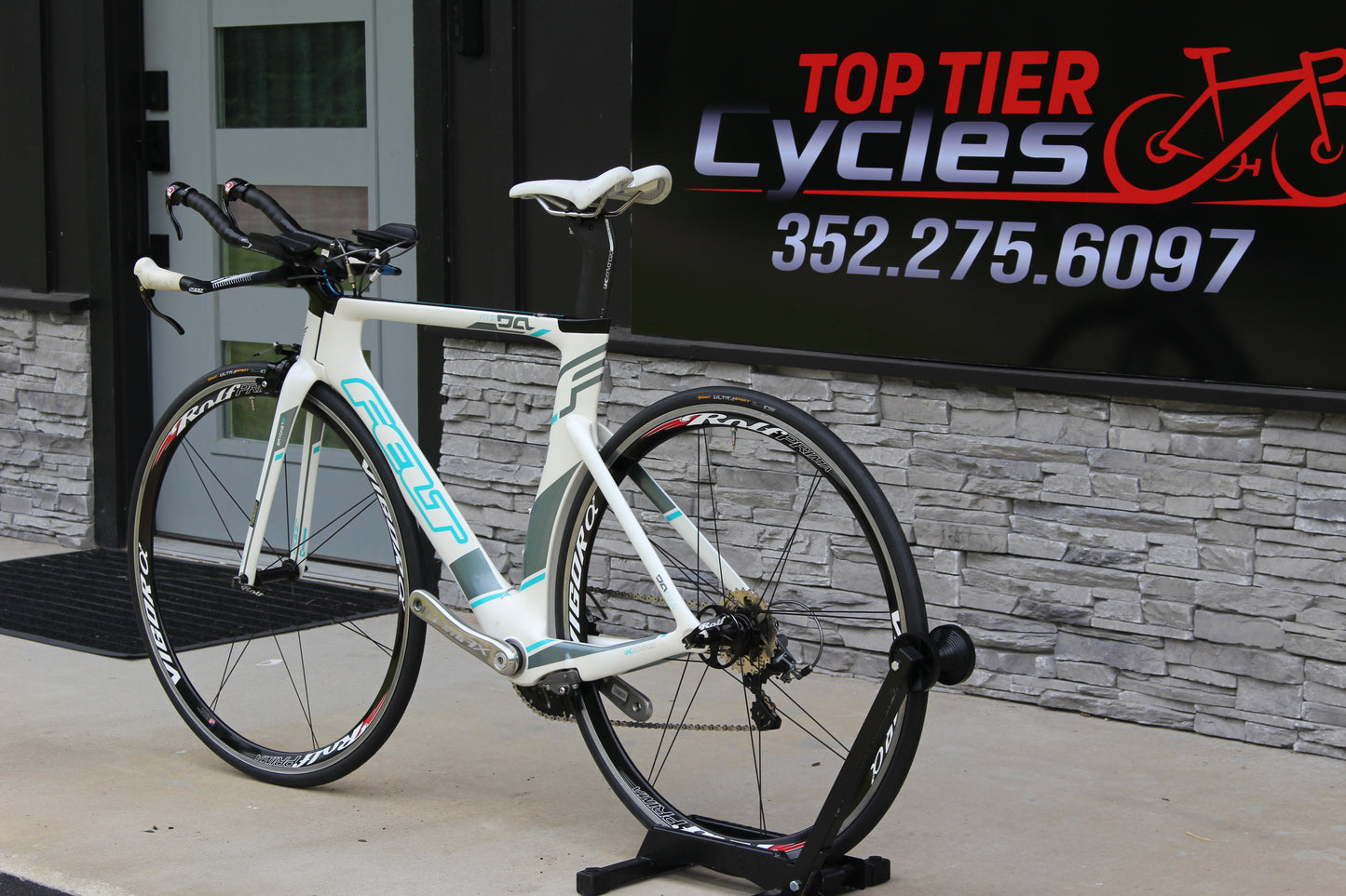 2013 Felt DA4 Tri/TT- Womens- Carbon- Ultegra
