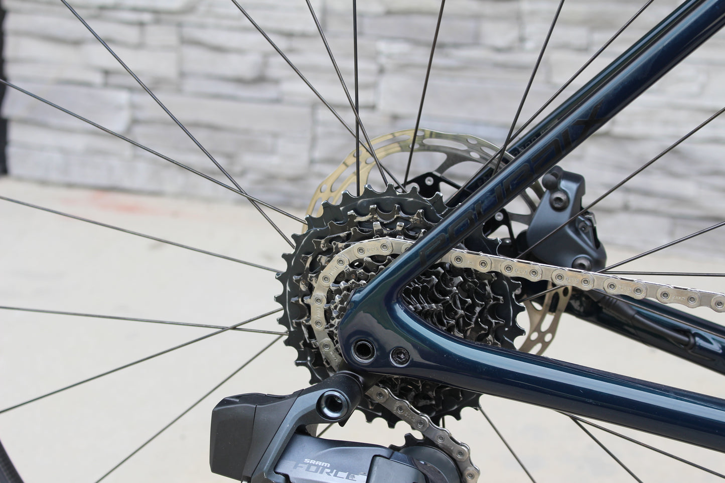2020 Specialized Roubaix Pro- Force AXS- Disc- 17lbs
