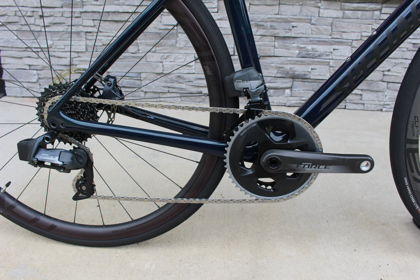 2020 Specialized Roubaix Pro- Force AXS- Disc- 17lbs