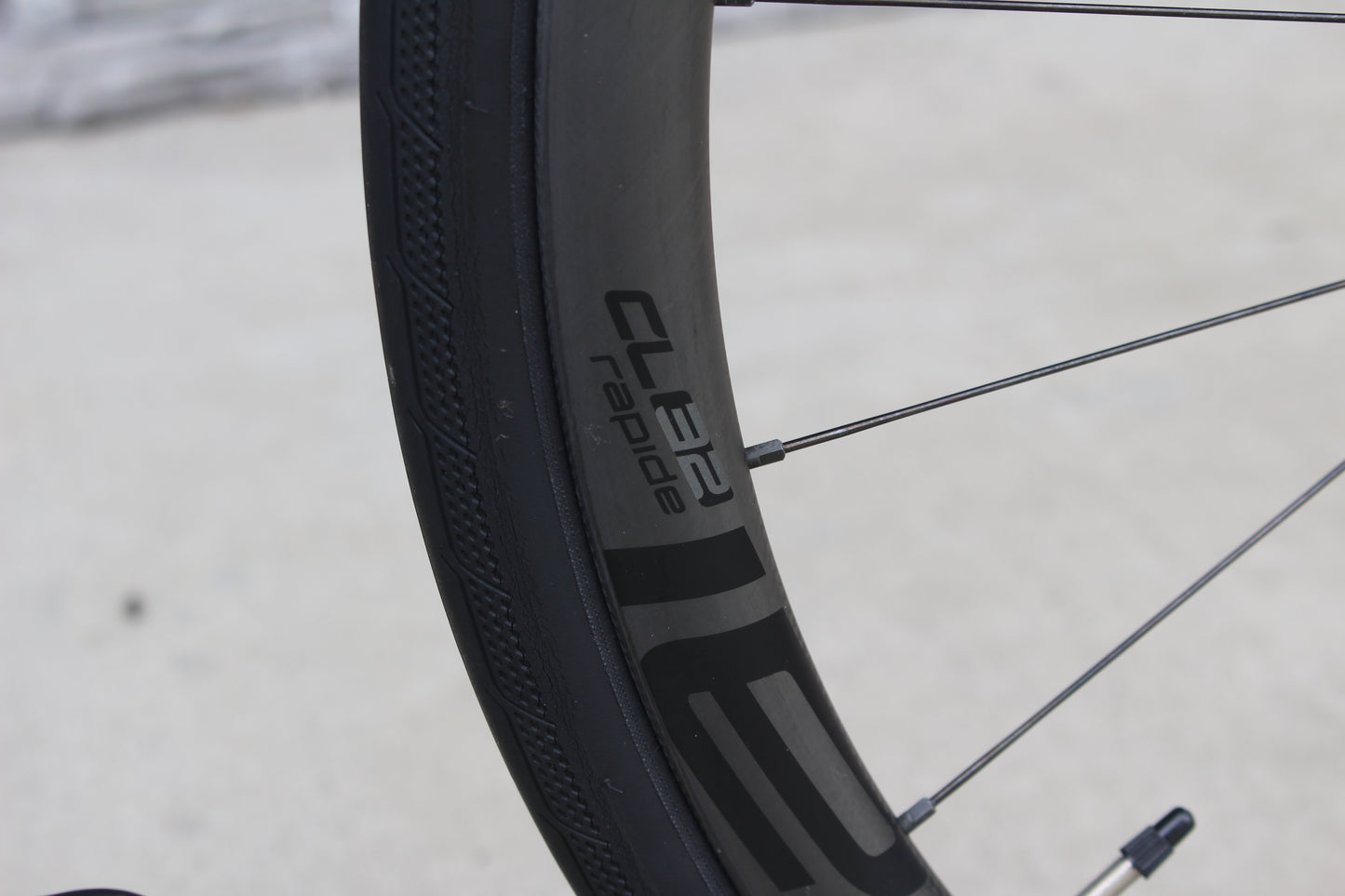 2020 Specialized Roubaix Pro- Force AXS- Disc- 17lbs