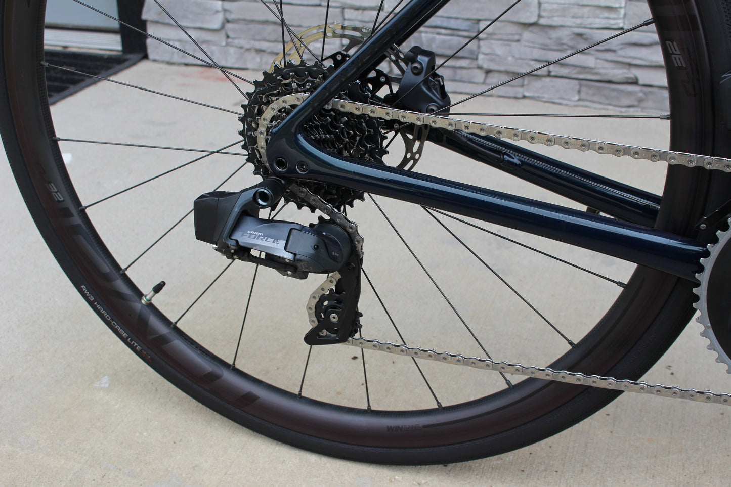 2020 Specialized Roubaix Pro- Force AXS- Disc- 17lbs