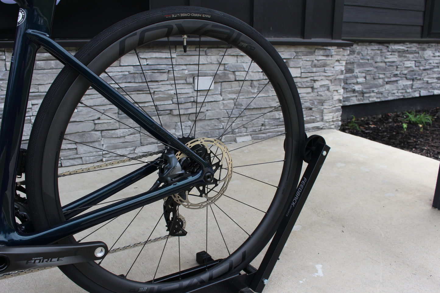 2020 Specialized Roubaix Pro- Force AXS- Disc- 17lbs