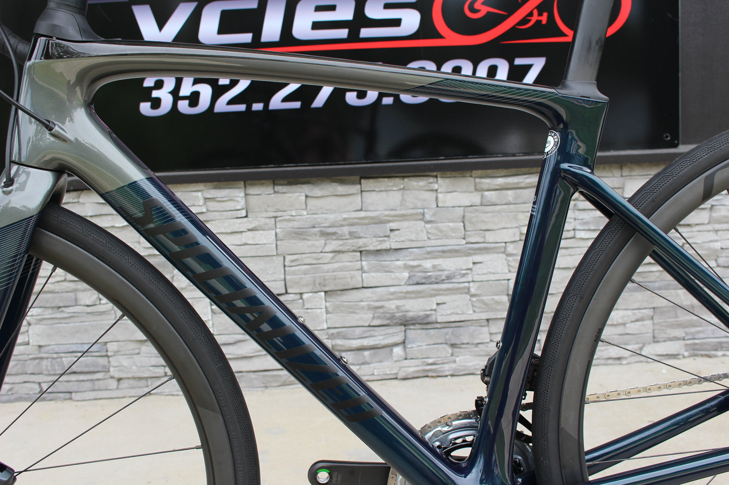 2020 Specialized Roubaix Pro- Force AXS- Disc- 17lbs