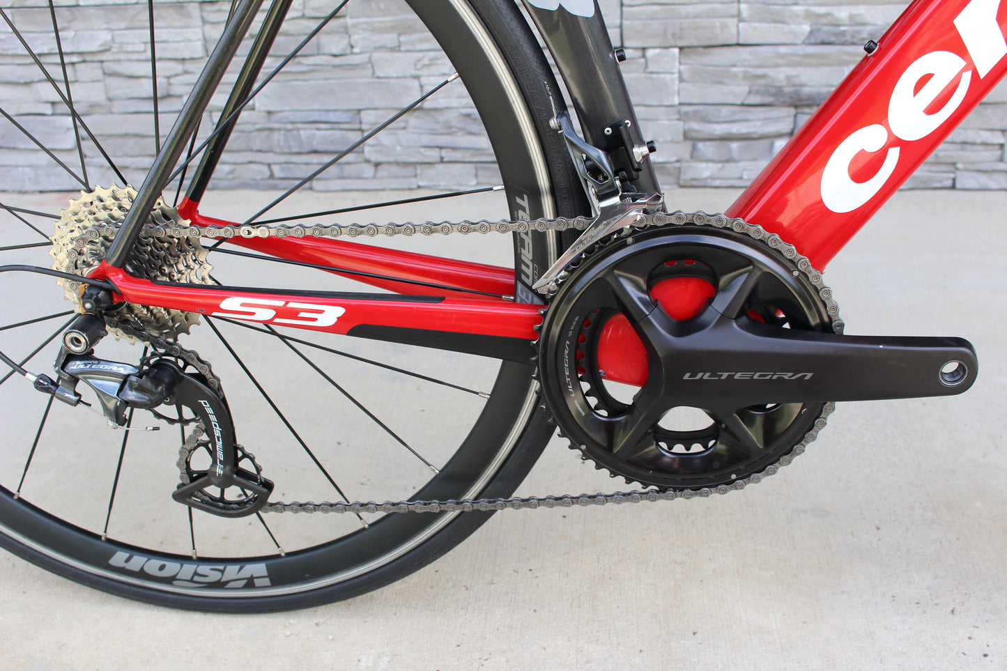 2014 Cervelo S3- Carbon Aero Road- 17lbs