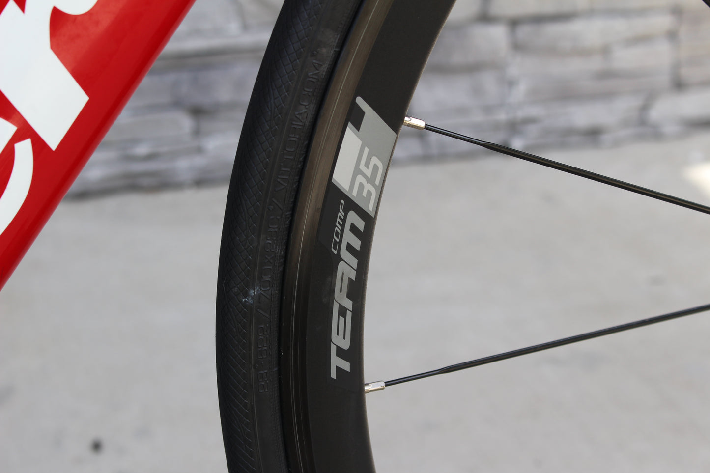2014 Cervelo S3- Carbon Aero Road- 17lbs