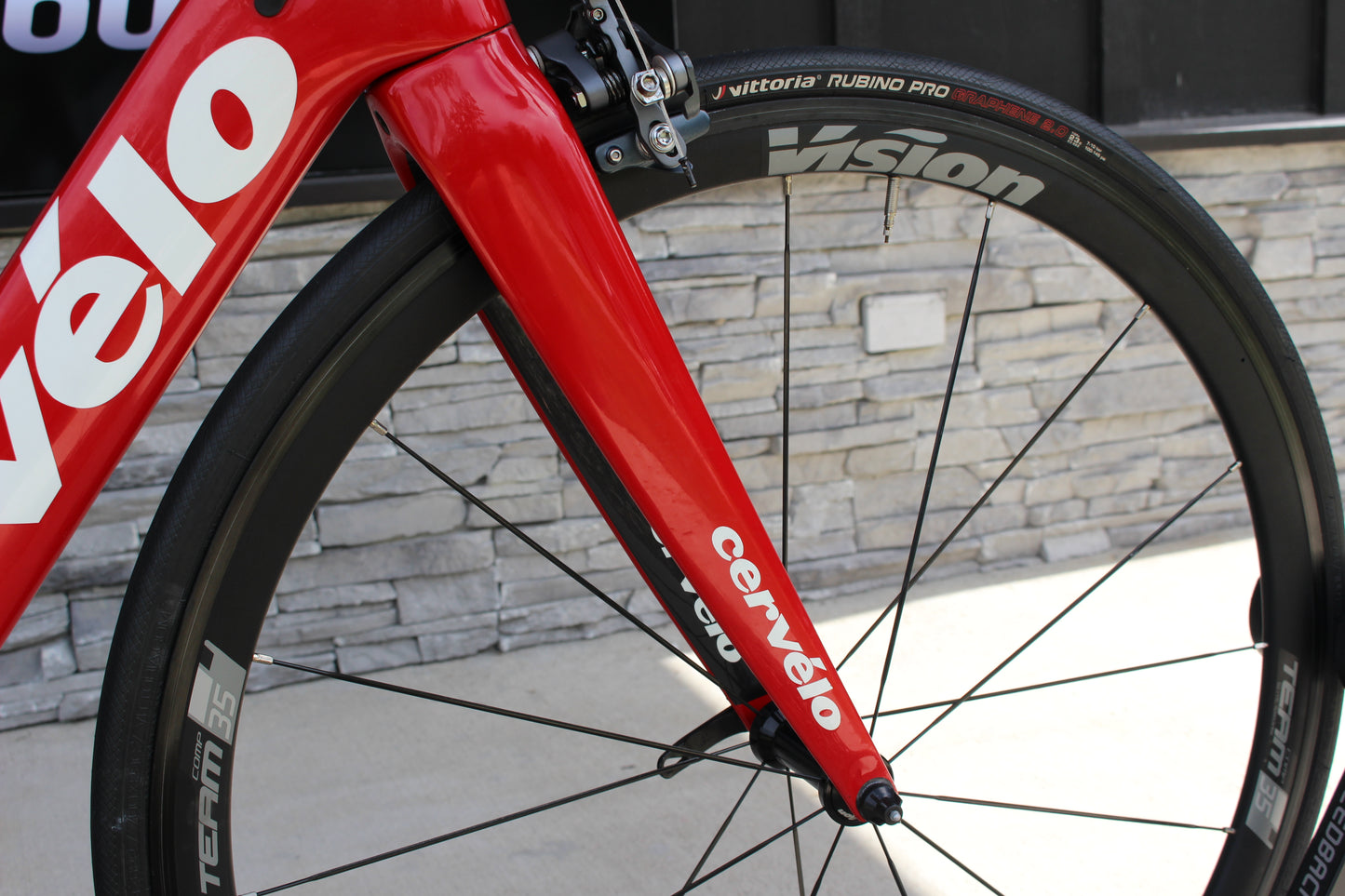 2014 Cervelo S3- Carbon Aero Road- 17lbs
