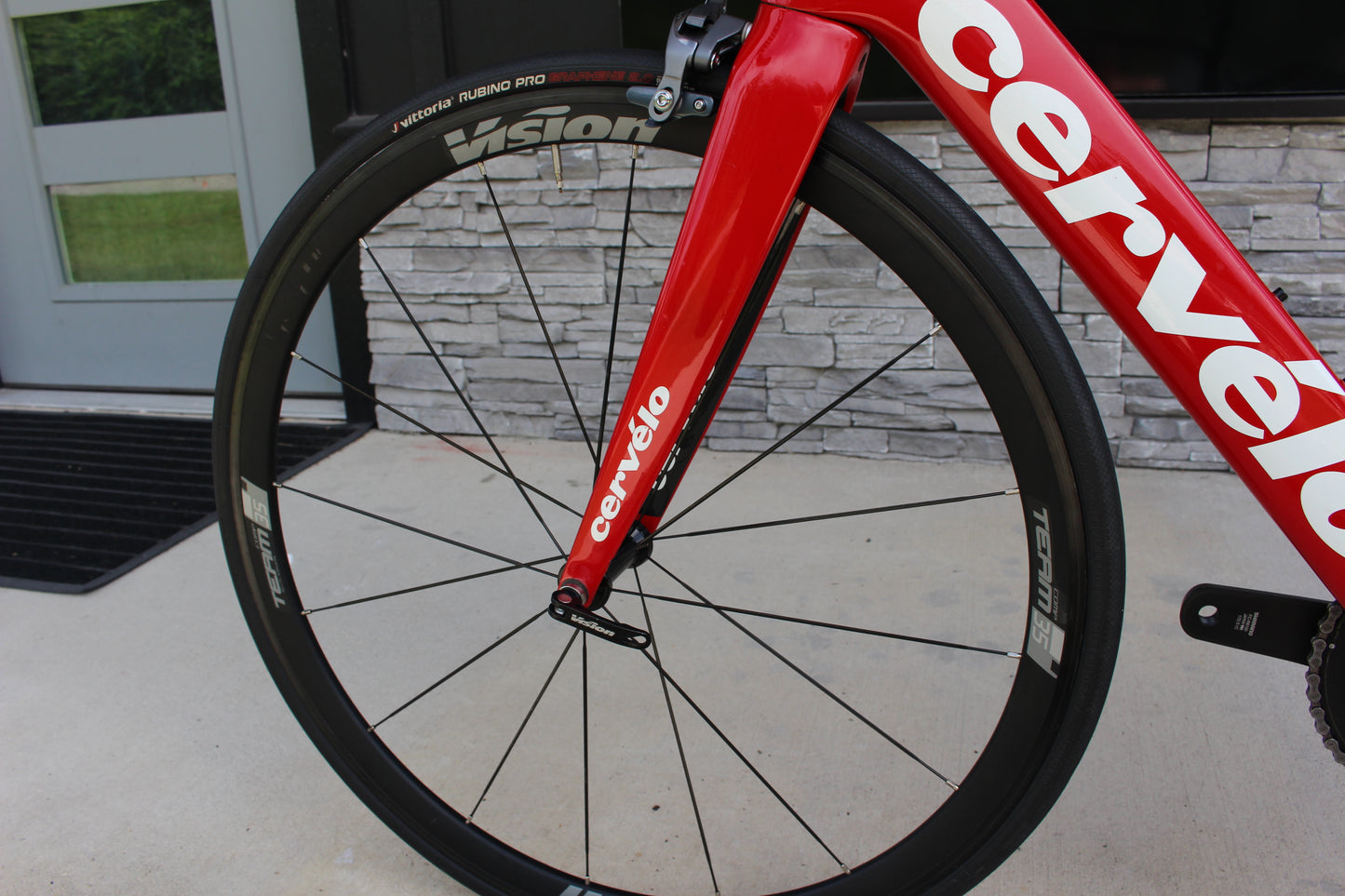 2014 Cervelo S3- Carbon Aero Road- 17lbs