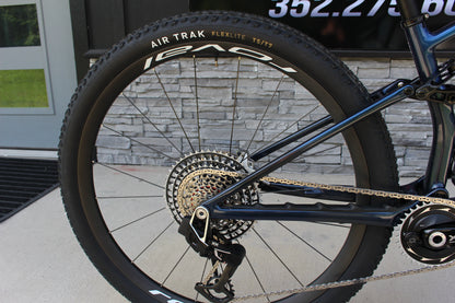 2026 Specialized S-Works Epic 8- Flight Att- 22lb