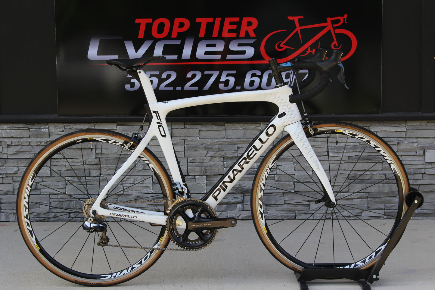 2018 Pinarello F10- DuraAce Di2- Mavic Wheels