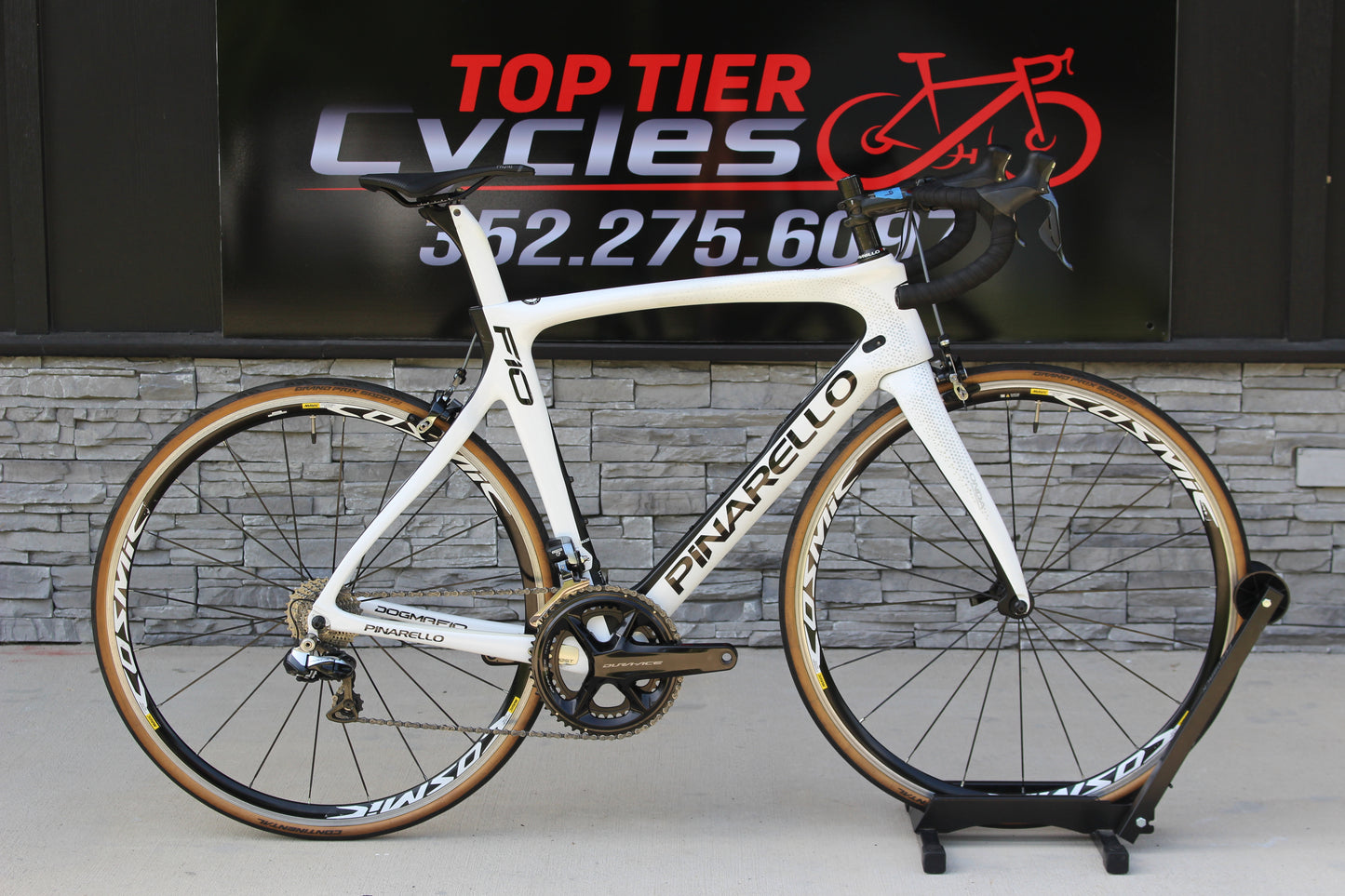 2018 Pinarello F10- DuraAce Di2- Mavic Wheels
