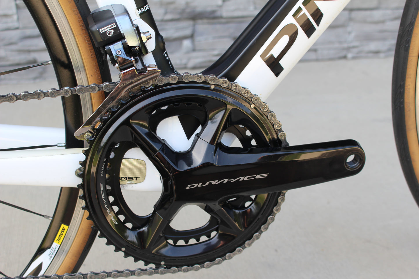 2018 Pinarello F10- DuraAce Di2- Mavic Wheels