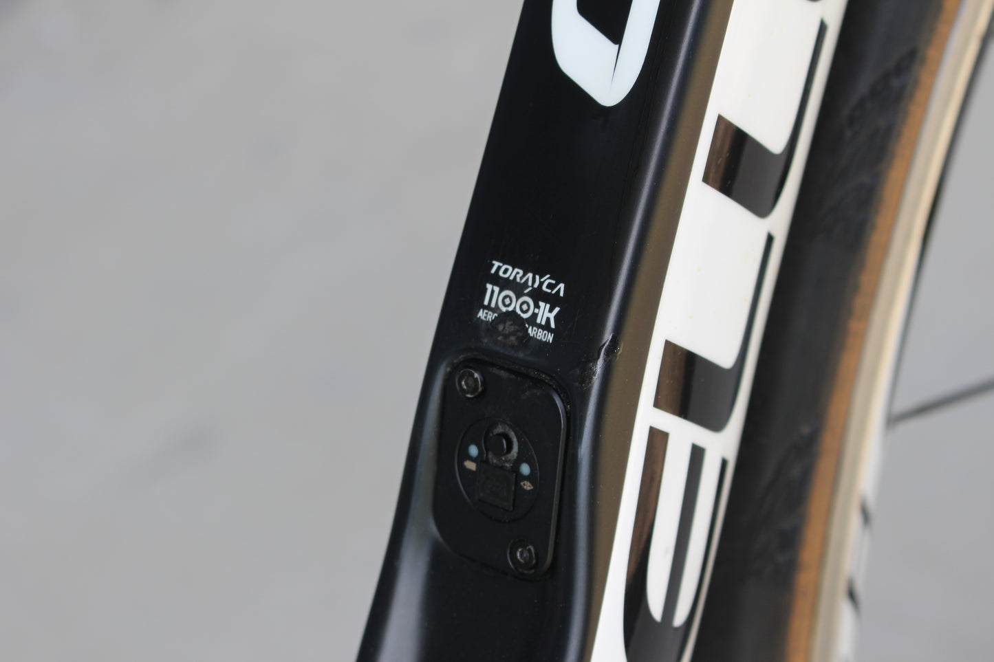 2018 Pinarello F10- DuraAce Di2- Mavic Wheels