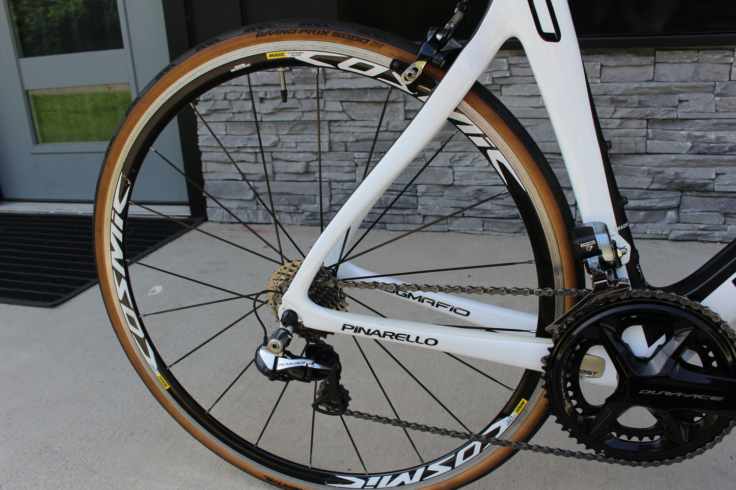 2018 Pinarello F10- DuraAce Di2- Mavic Wheels
