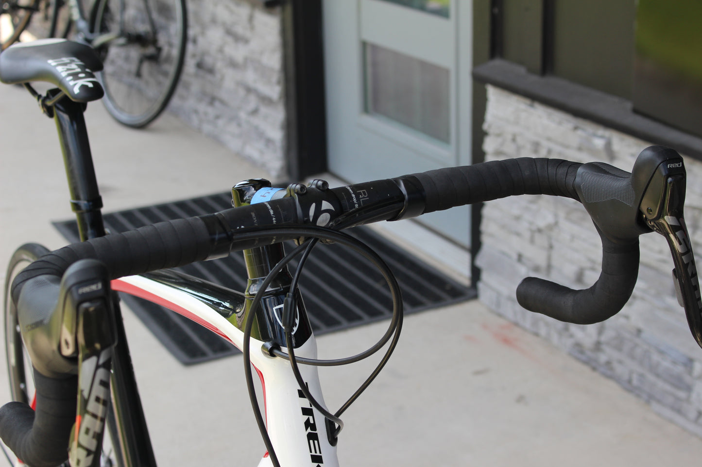 2013 Trek Domane 6.9 - SRAM Red - 15lbs
