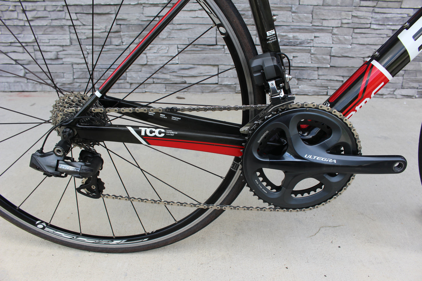 2012 BMC Teammachine SLR01- Ultegra Di2- 17 lbs