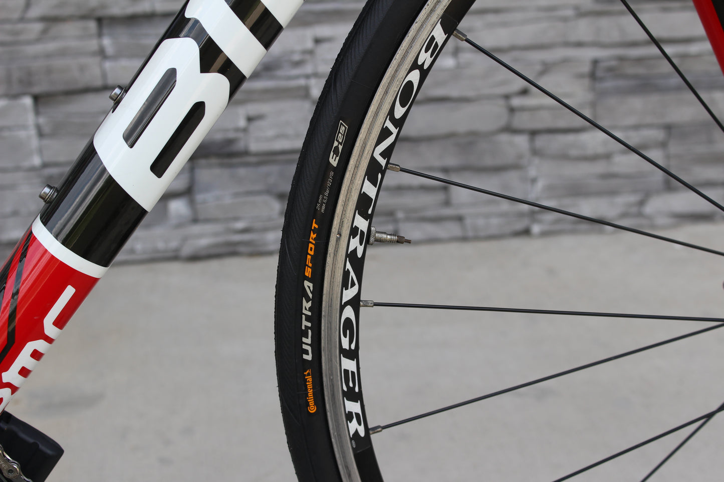 2012 BMC Teammachine SLR01- Ultegra Di2- 17 lbs