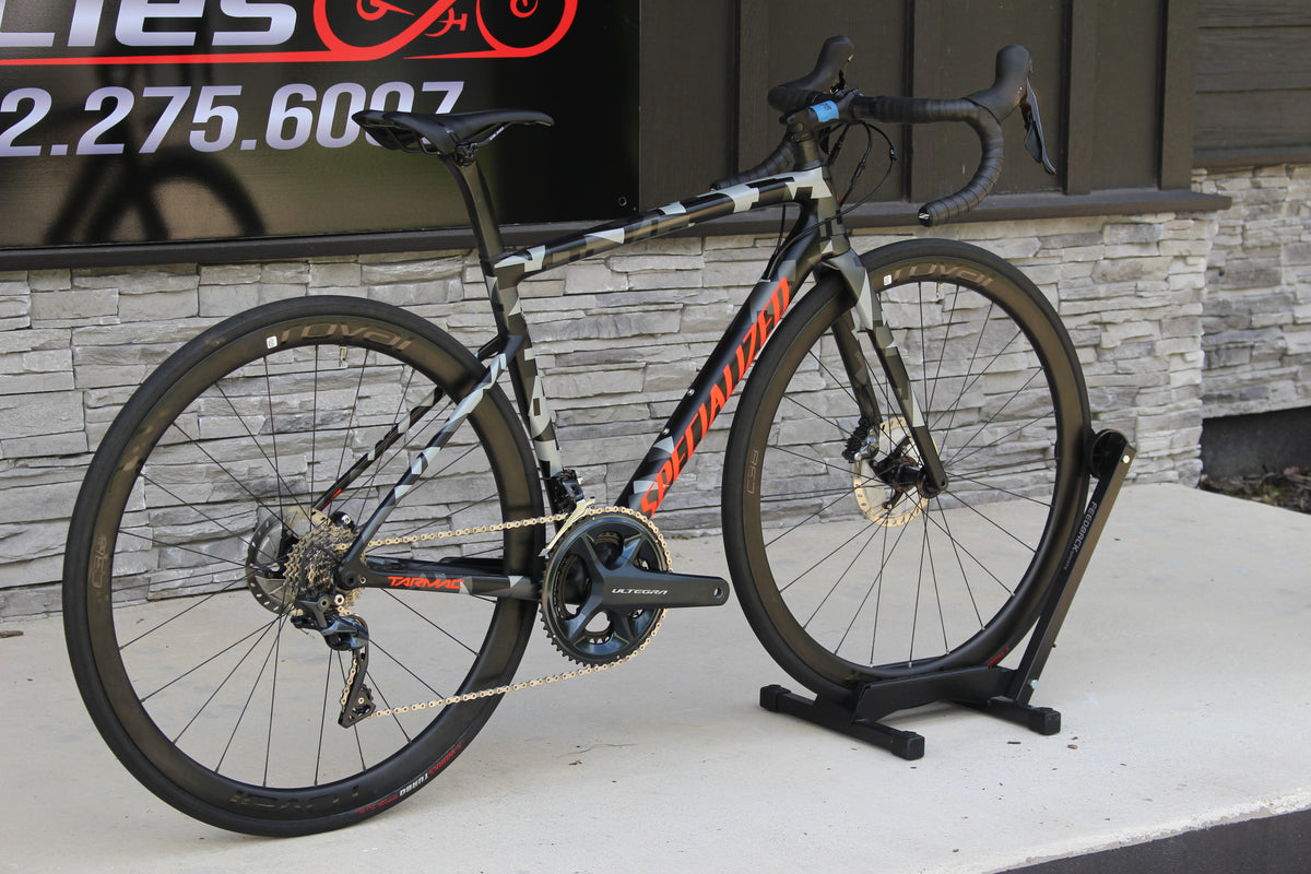 2019 Specialized Tarmac Expert Disc!- 16lbs- Race Wheels