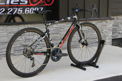 2019 Specialized Tarmac Expert Disc!- 16lbs- Race Wheels