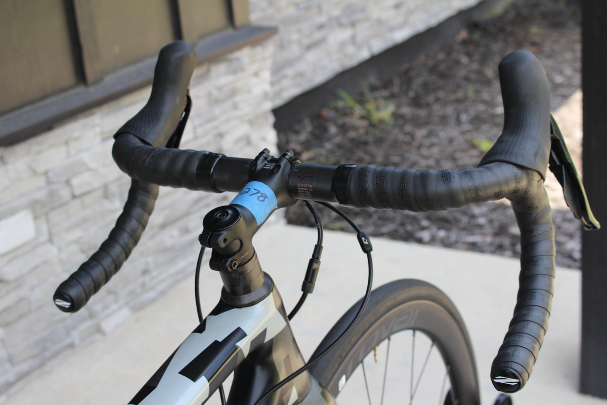 2019 Specialized Tarmac Expert Disc!- 16lbs- Race Wheels