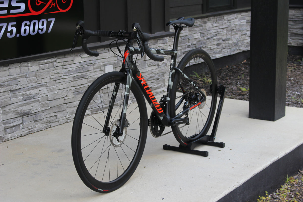 2019 Specialized Tarmac Expert Disc!- 16lbs- Race Wheels