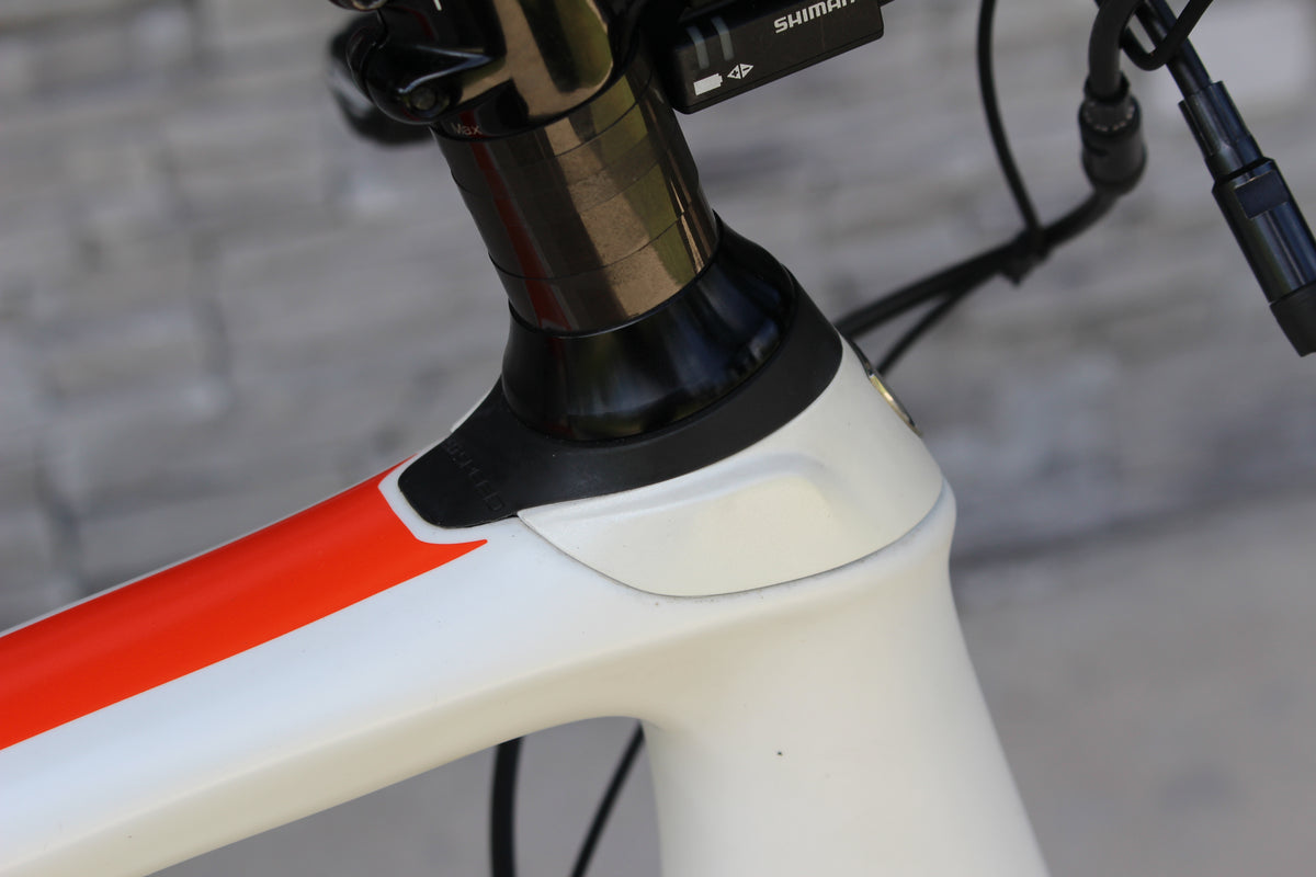 2017 Trek Domane SLR 7 Disc-18lbs- Ultegra Di2