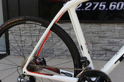 2017 Trek Domane SLR 7 Disc-18lbs- Ultegra Di2