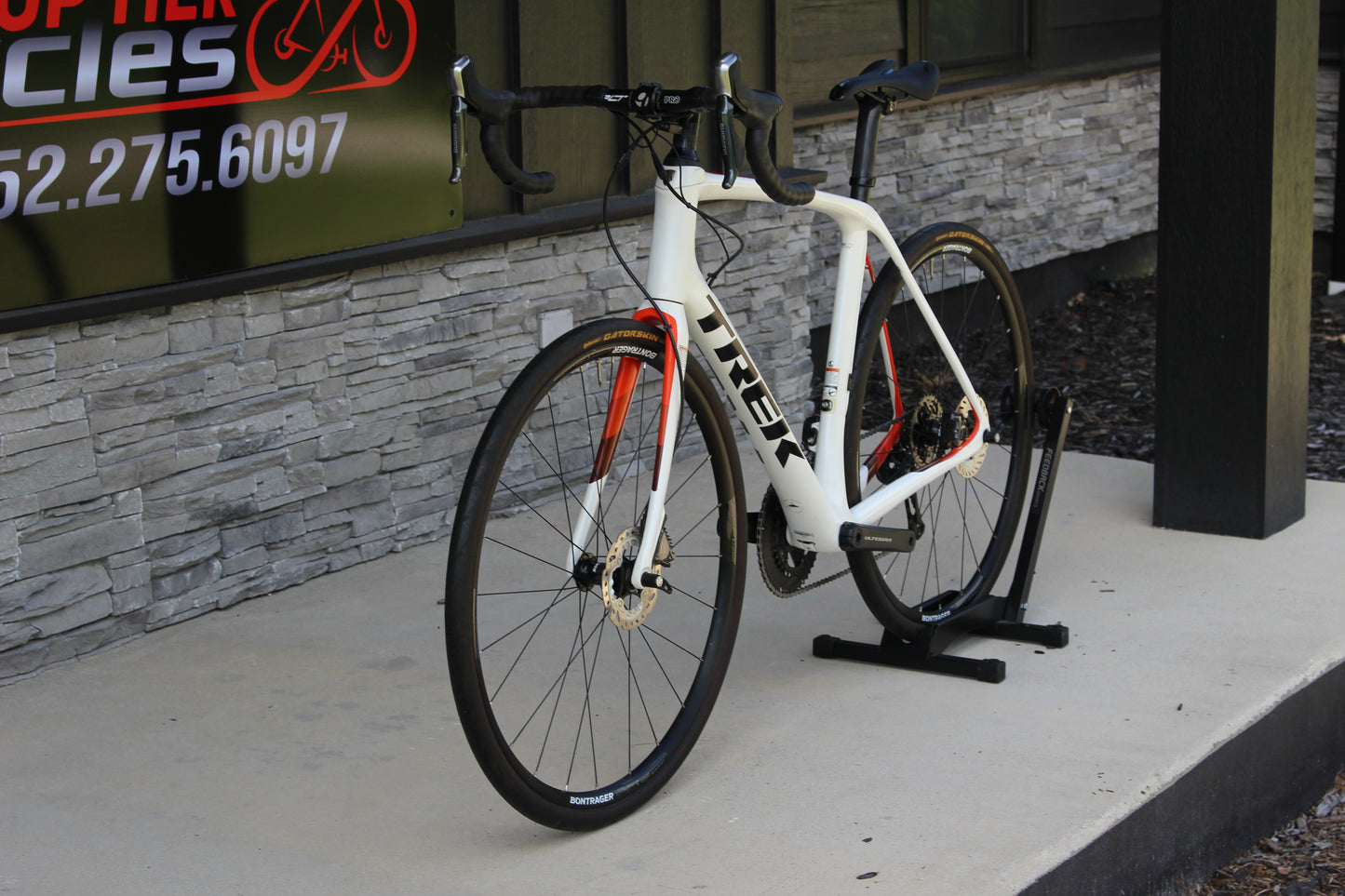 2017 Trek Domane SLR 7 Disc-18lbs- Ultegra Di2