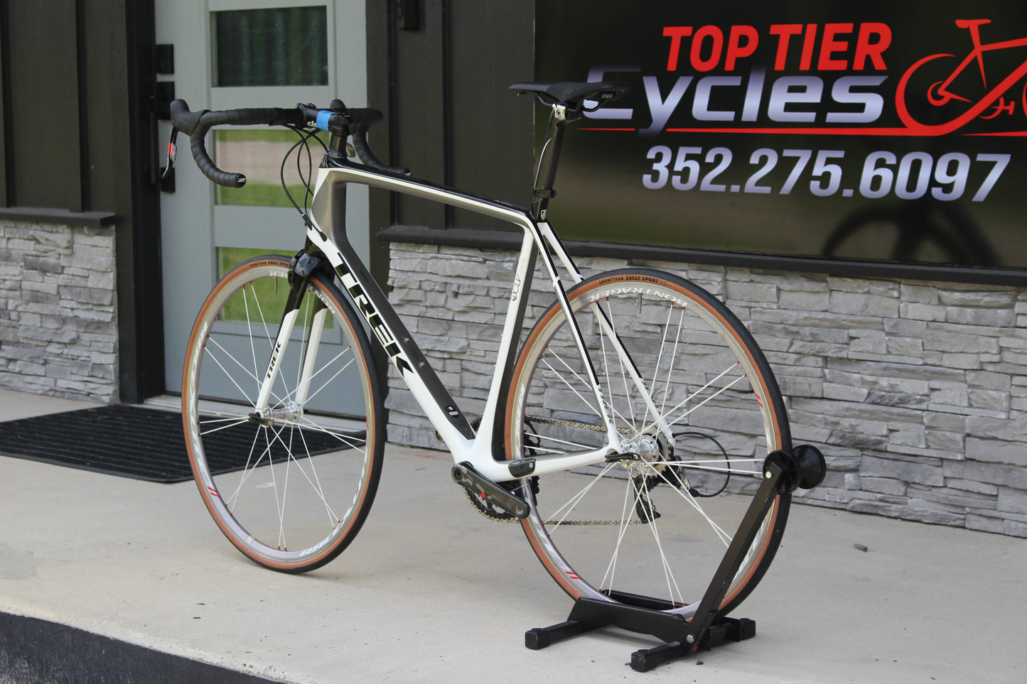 2013 Trek Madone 6.5 - 15lbs - Ultegra Di2