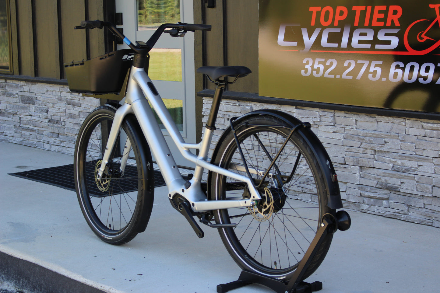 2022 Specialized Turbo Como SL 5.0 - LIKE NEW Demo bike