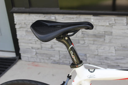 2012 Pinarello Paris Di2- Full Carbon- 16lbs
