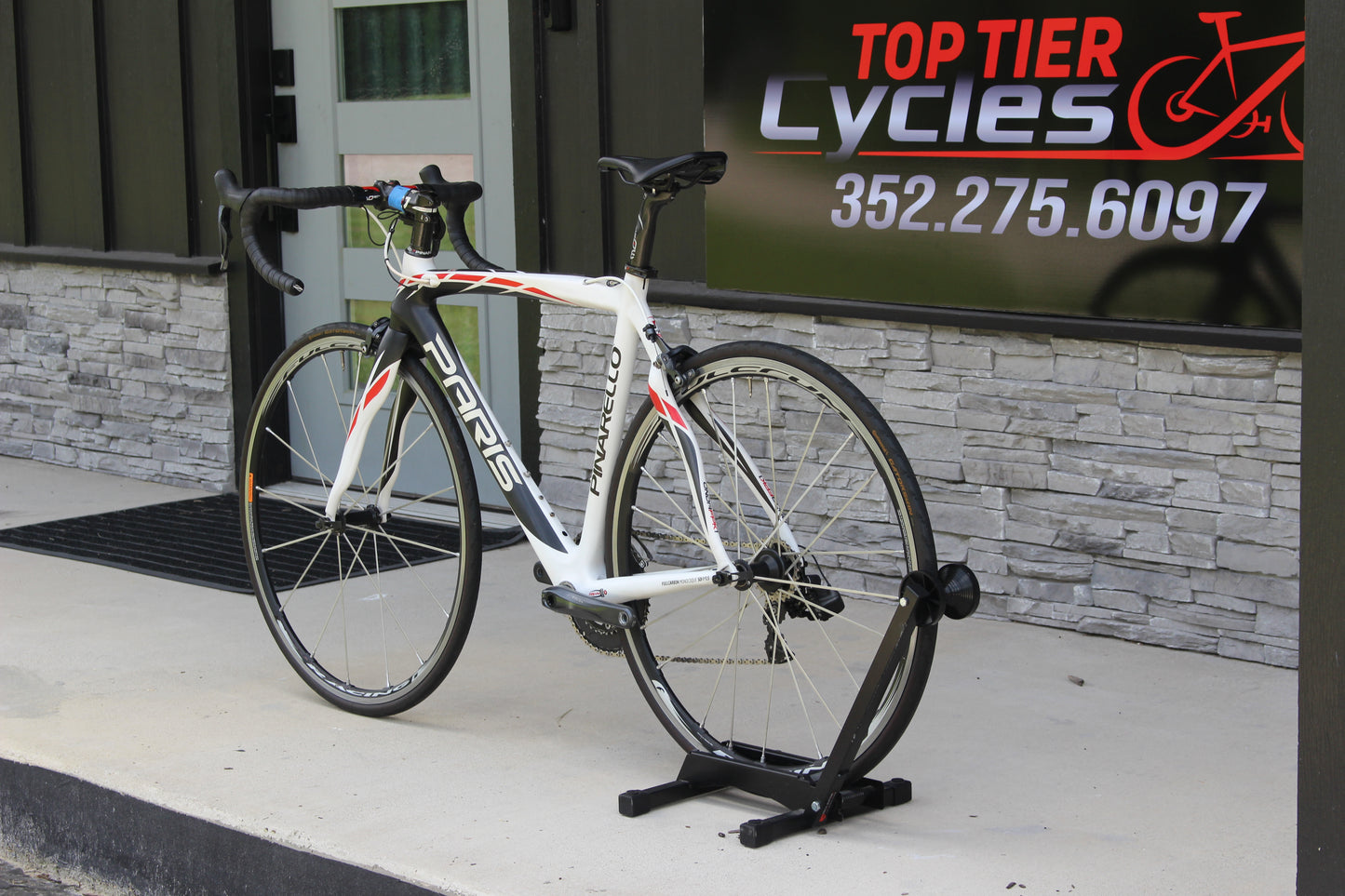 2012 Pinarello Paris Di2- Full Carbon- 16lbs