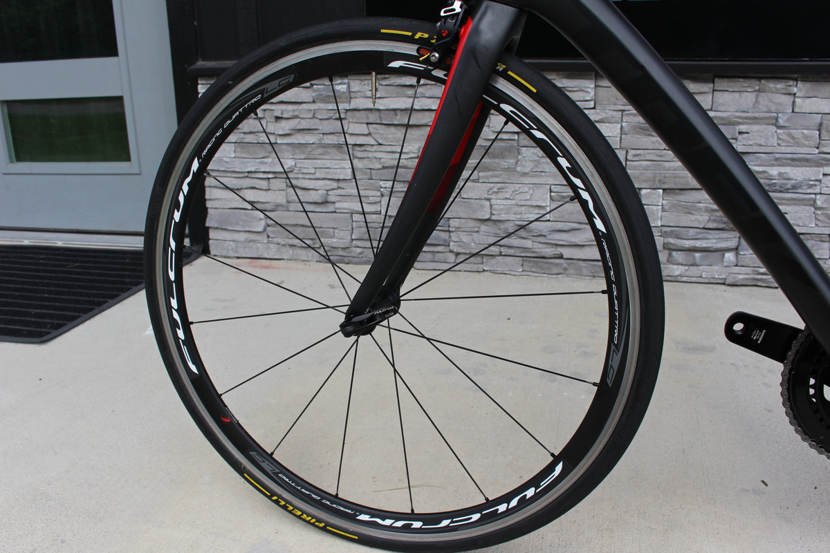 2017 Trek Domane SLR 8- 16lbs- Dura-Ace- CLEAN