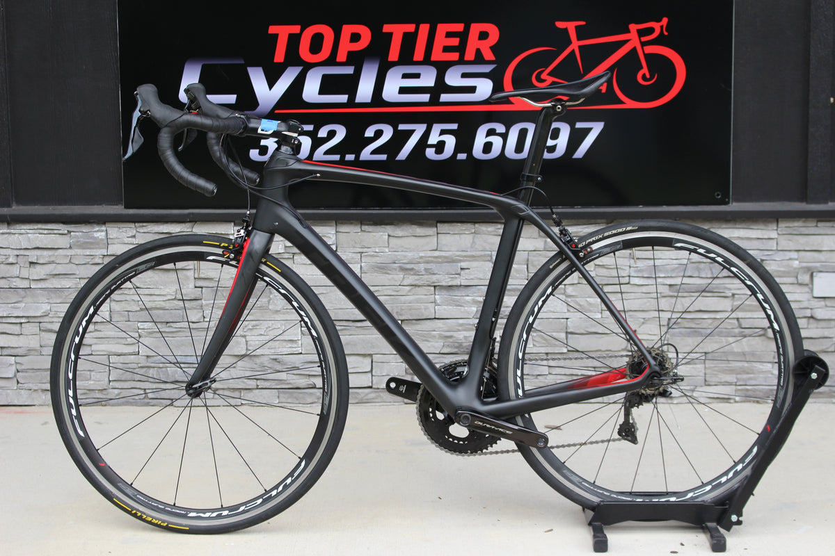 2017 Trek Domane SLR 8- 16lbs- Dura-Ace- CLEAN